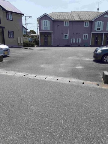 サニーパレス一条　Ｃの駐車場