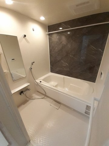 アミティエ鵜池　２号館の浴室