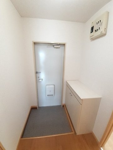 プレジデントハイツ近藤（Ａ）の玄関