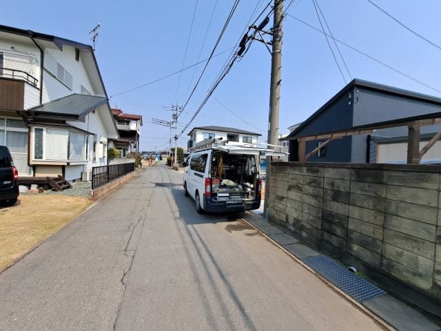 新築　佐波郡玉村町斎田24-1期　LIGNAGE　2号棟の前面道路含む現地写真|現地写真　西側接道幅員約5ｍ	