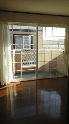 【内装】 | レジデンス淡路　Ｂ | 明るい色調の室内です