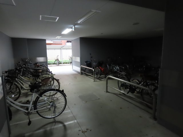グランカリテ塚本のその他共用部分|駐輪場