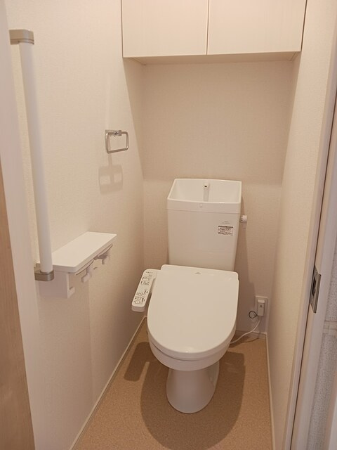 ジュネス寺本のトイレ