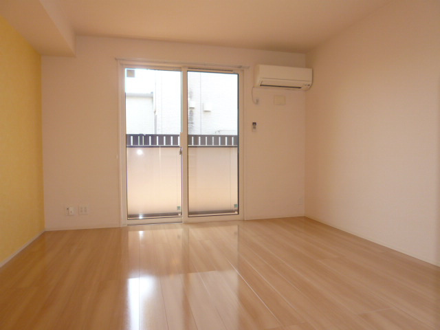 輝の居間・リビング