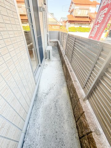 サンクスCYのバルコニー|陽当たり良好なバルコニーです♪
