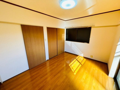 【洋室】 | メゾンドアーサⅥ