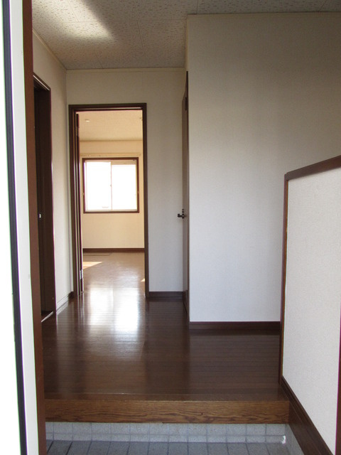 メルベーユ弥生台の玄関