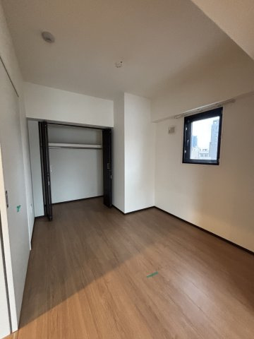 大阪市中央区高津３丁目の賃貸マンションの居間・リビング