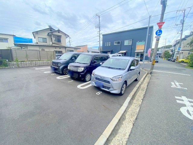 【駐車場】 | カーサ　オリーバ