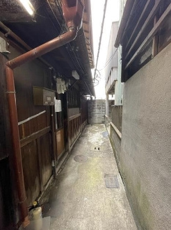 東山区大和大路通店舗戸建のロビー