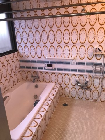 和歌山市吹上・中古戸建・54618の浴室