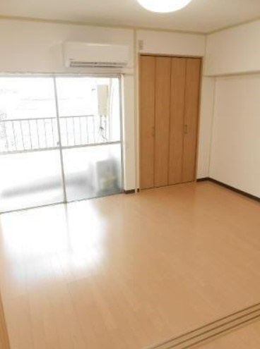 高円寺マンションの寝室
