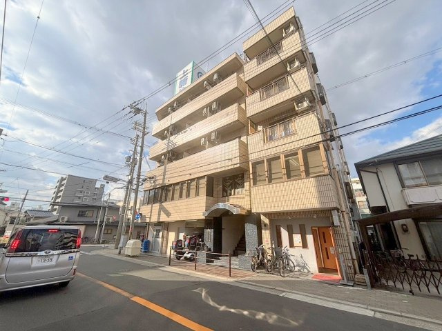 上新ビル7の外観