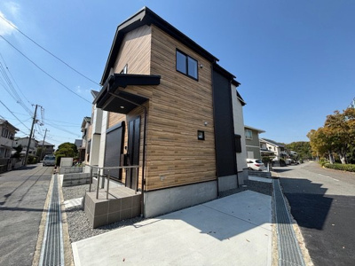 【外観】 | 神戸市須磨区友が丘7丁目　新築戸建1号棟　仲介手数料無料！ | 落ち着いた雰囲気の外観です