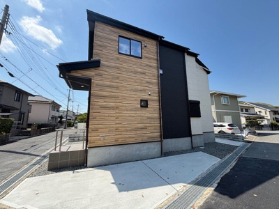 【外観】 | 神戸市須磨区友が丘7丁目　新築戸建1号棟　仲介手数料無料！ | 外観も気になるポイント