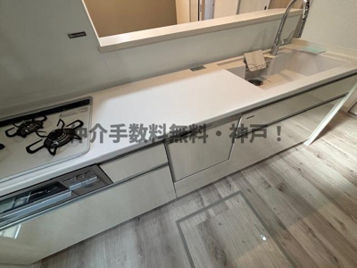 【キッチン】 | 明石市太寺3丁目　新築戸建　仲介手数料無料！ | キッチンでお料理をお楽しみください