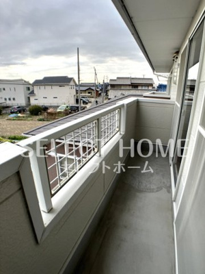 【バルコニー】 | 桃苑 | 同型タイプ陽当たり良好なバルコニーです