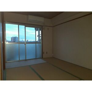 第二森ビルの内装