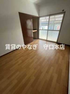 【洋室】 | 門真市舟田町テラス | きれいな洋室です
