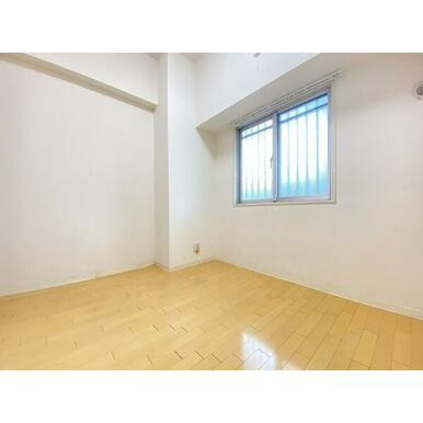 【洋室】 | さがみのパークハイツ | ゆったりした洋室です