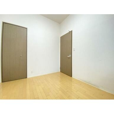 【洋室】 | さがみのパークハイツ | コンパクトで使いやすい洋室です