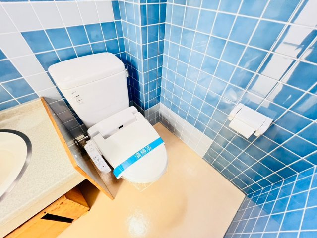 康生通南貸事務所のトイレ