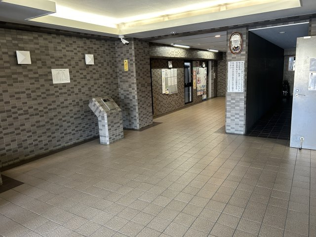 コスモ小川町(610) のエントランス