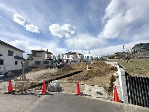 【外観】 | 厚木市上荻野　土地（売地）建築条件なし　全2区画　NO.A | 全体　厚木市上荻野　土地（売地）建築条件なし　全2区画