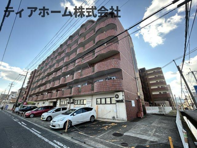 サンプラザ神楽の外観