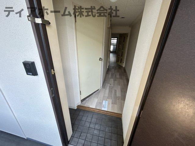 サンプラザ神楽の玄関|シンプルで使いやすい玄関です