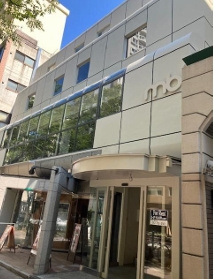 マーケットビル赤坂　1Fの外観