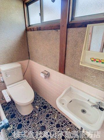 宮若市鶴田の一戸建てのトイレ