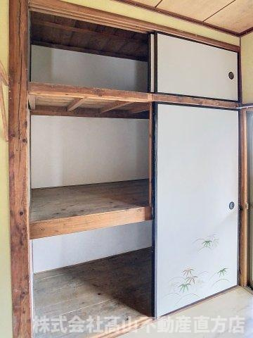 宮若市鶴田の一戸建ての収納