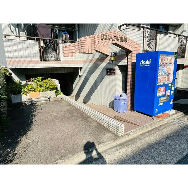 リブレ・M・鳥神のエントランス