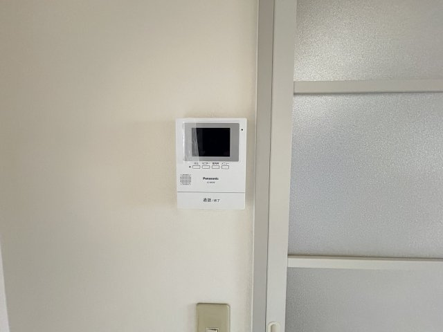 【設備】 | ディアス諏訪 | モニターで確認できますので安心です。