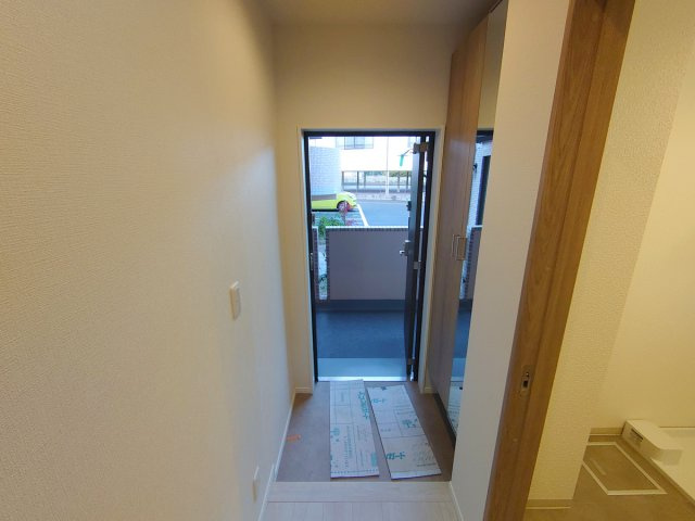 【玄関】 | ハイタウン御殿山東