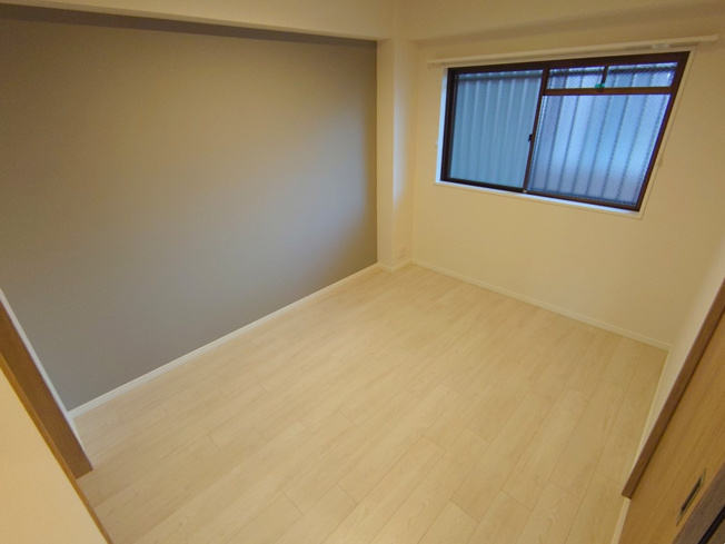 【寝室】 | ハイタウン御殿山東