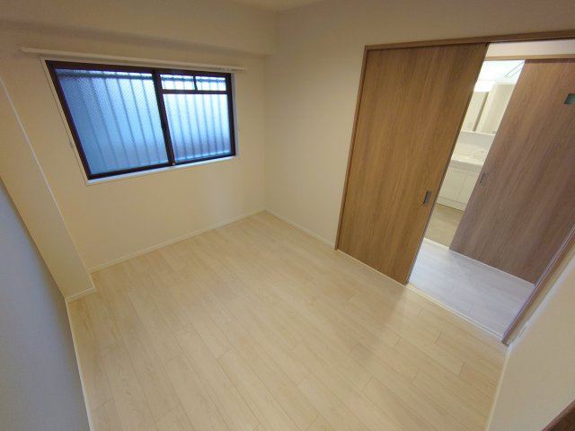 【寝室】 | ハイタウン御殿山東