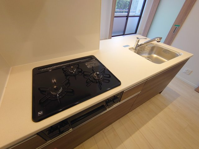 【キッチン】 | ハイタウン御殿山東