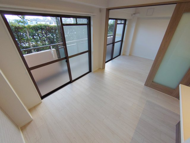 【寝室】 | ハイタウン御殿山東