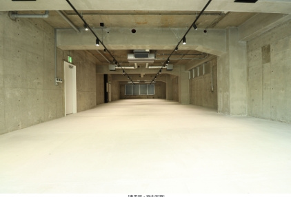 いちご天神シティビル1Fの内装