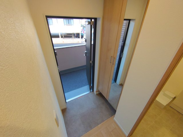 【玄関】 | ハイタウン御殿山東