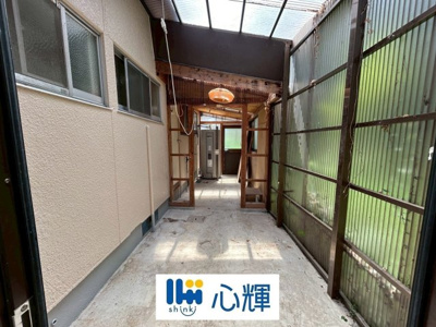 【その他】 | 宇部市大小路2丁目（オール電化・2階建） | 便利な差し掛けがございます。