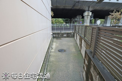 【展望】 | ＦＲＯＮＴＩＥＲ