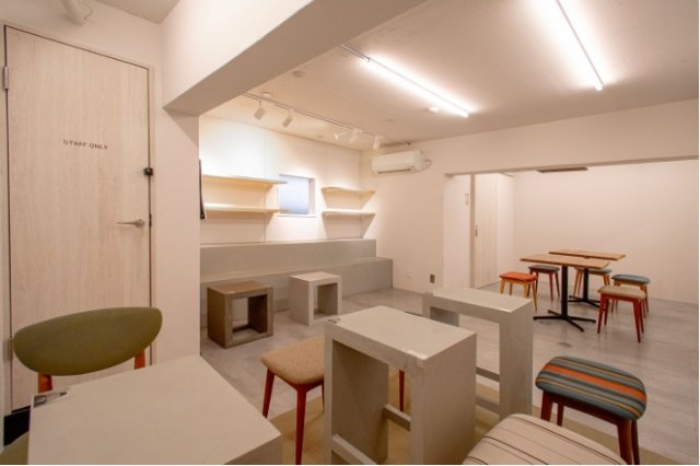 R-BLDG　1Fの内装