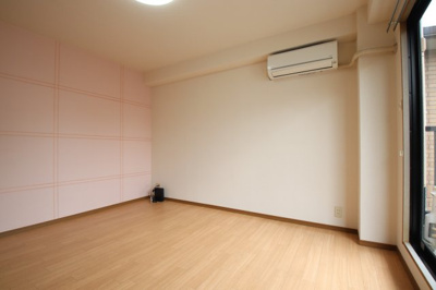 【寝室】 | ソフィビル