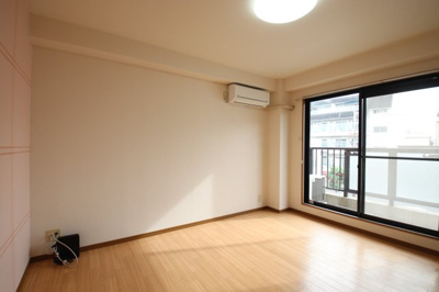 【洋室】 | ソフィビル