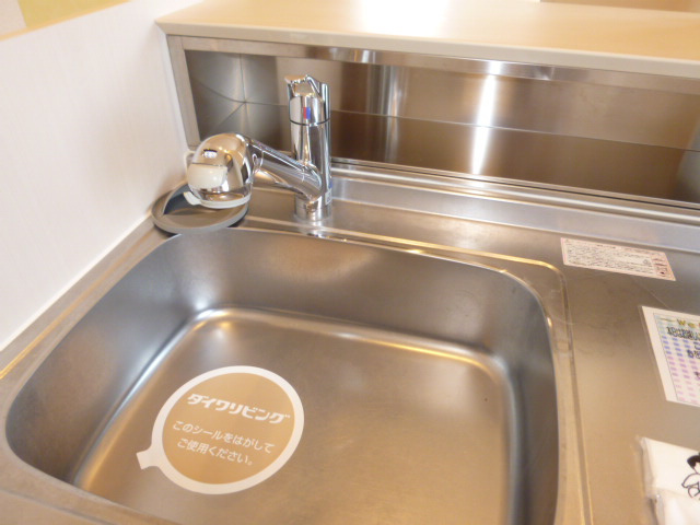 倉敷市児島上の町２丁目のアパートのキッチン