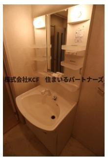 ケイズヴィラの洗面所|コンパクトで使いやすい洗面所