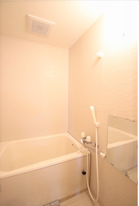 ポムダムールの浴室|お風呂です